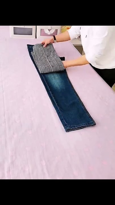 The folding method of shirts and jeans