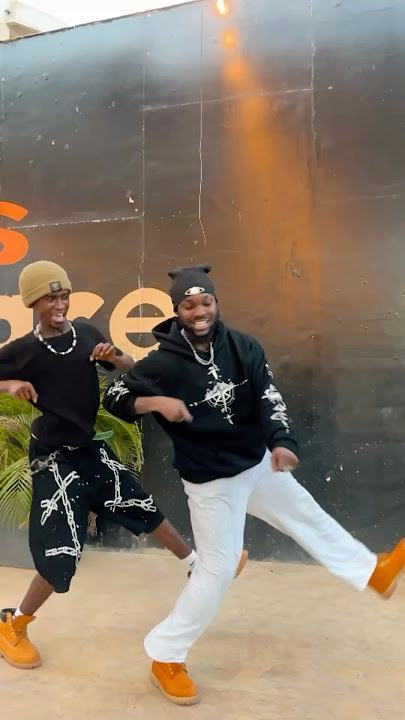 Nandipha808, Morena Deh Keys & king Tone SA - In The Club Dance Video By Calvinperbi & Wasty