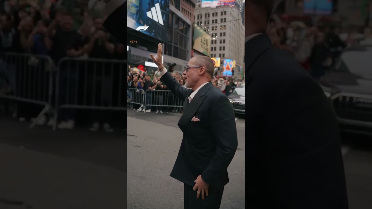 Brad made a 'Pitt' stop at the World Premiere in New York last night!