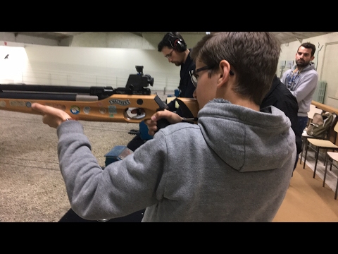 MON PETIT FRERE TIRE AU FUSIL A PLOMBS! - MON PETIT FRERE TIRE AU FUSIL A PLOMBS!