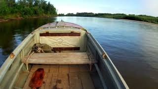 На моторной лодке по Сибирской реке.