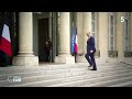 Quel successeur pour remplacer Castex à Matignon ? - Reportage #cdanslair 28.04.2022