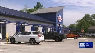 Springfield's Splash Car Wash celebrates grand opening
