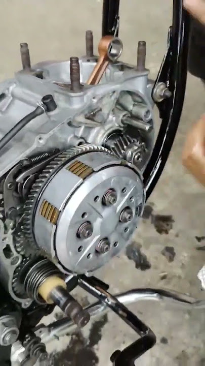 rxking/rxs bunyi kasar saat turun gas #mekanikindonesia #viralshots #rxking #rxking135cc #fyp