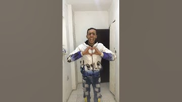 Thumbnail of قفشتو وهو بيرقص علي نغزه نغزه نغزه 😂😂ورقصت معاه حد يعرف مين د