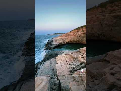 Giola -Natural pool