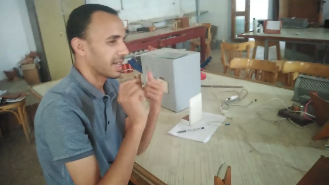 تجربة تعيين قوة عدسة محدبة