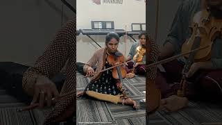 Jingle bells| Violin lessons| Live Classroom session| Mystic Chords Studios| Aishwarya Lakshman