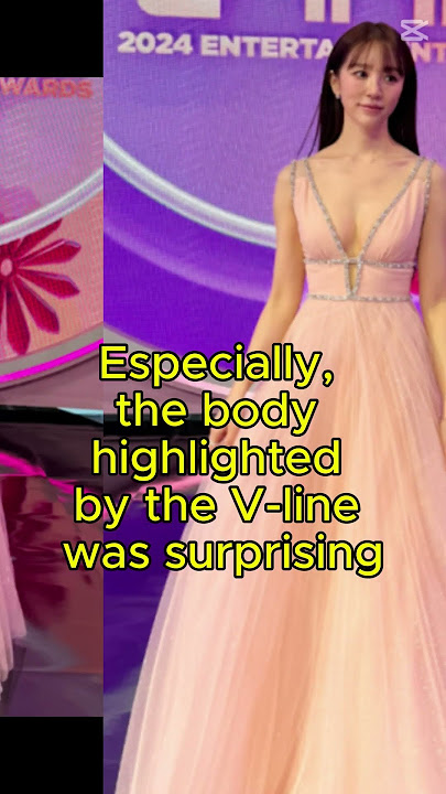 Let's take a look at actress Yoon Eun-hye's bold V-line dress.