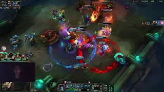 League of Legends BEST MID LANER ALIVE