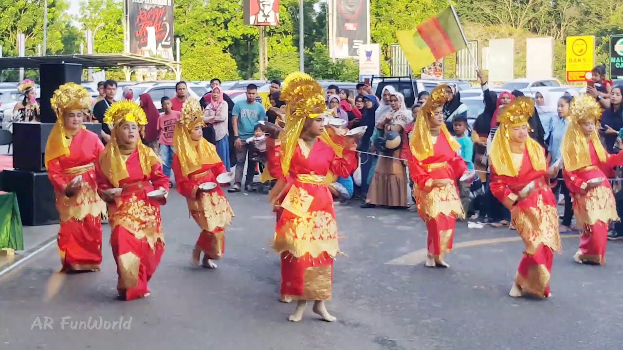 Tari Piring [Traditional Dance] - Panbil's Got Talent 2018 Batam