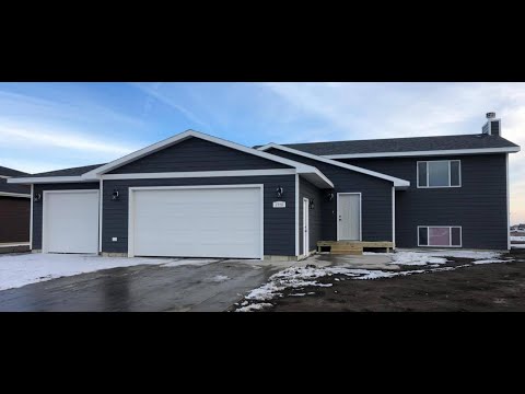 1714 Central Loop, Aberdeen, SD home video tour