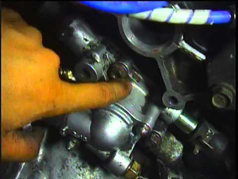 change thermostat toyota avensis #4