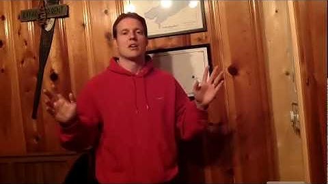 Taylor Swift 2013 Grammy and Dressed Like Harry Styles in new 22 Music Video