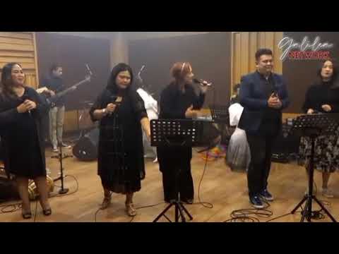 Dewi Ria P - Tangis Bahagia