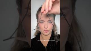 как одевать тейпы? #лайфхак #какправильно #тейпы #макияж #брендкосметики #makeuptransformation