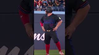 Alejandro Kirks First Career Stolen Base Got A Huge Roar From The Toronto Crowd 🤣