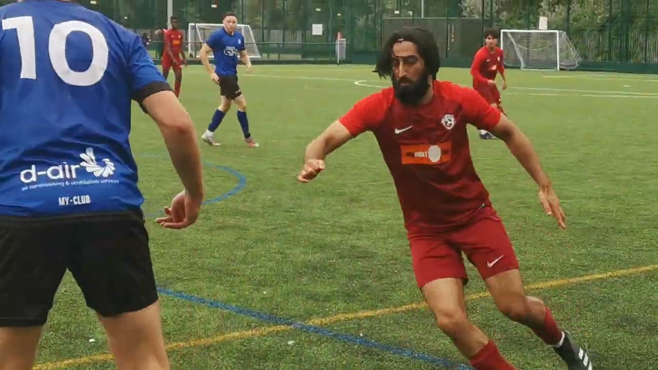 Pre-Season match at the Hillgrounds, Kempston Rovers 4G pitch. Queens Park Crescent FC 3 Putnoe FC 3