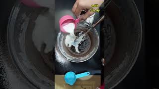 So easy so peasy cake recipe for the genzyy kids! JUST GO AND MAKE IT! #funcakes