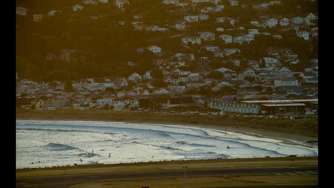Lyall Bay, Wellington Airport, Brooklyn wind turbine, Lyall Bay Surf Cam Live