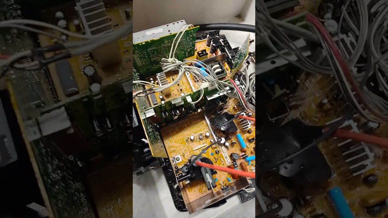 ⚠️ ВНИМАНИЕ: Не покупайте старые телевизоры Sony Trinitron (они могут развалиться!)