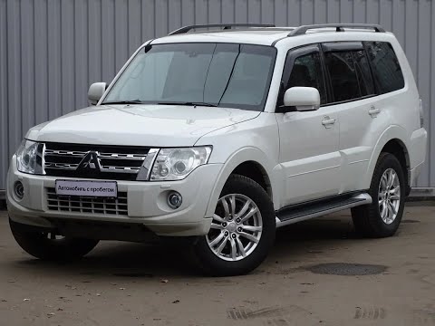 Снимаем панель приборов Mitsubishi Pajero 4