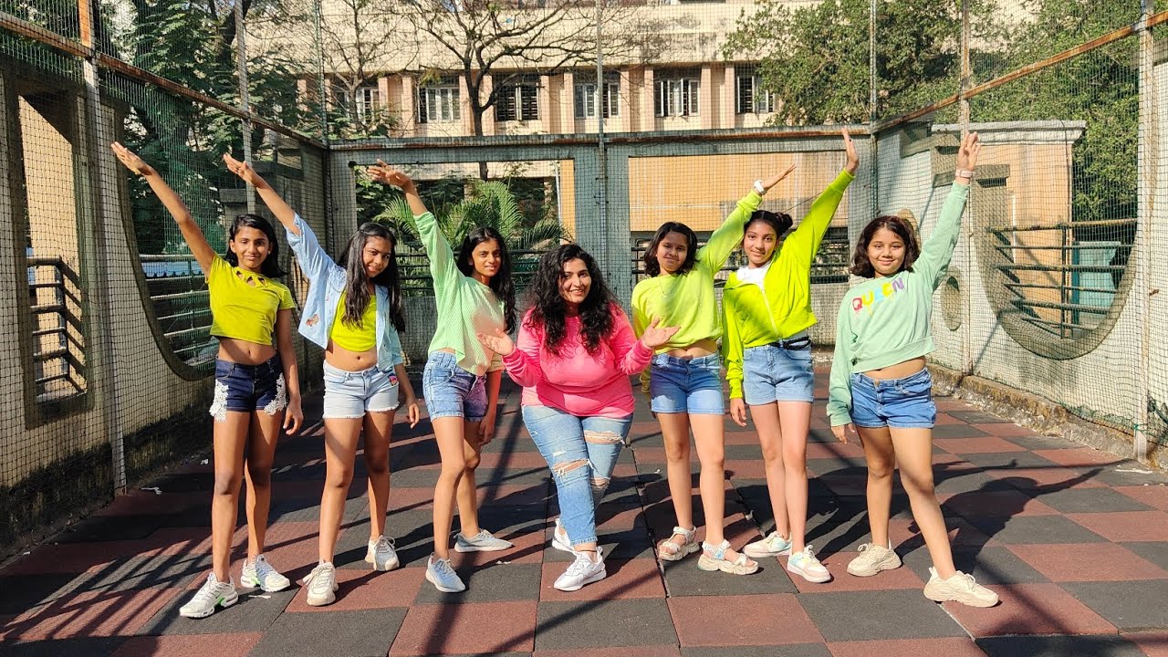 Budhhu Sa Mann | Kapoor and Sons | One take dance | Beats and Steps Choreography