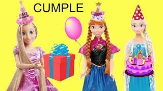 Rapunzel y la fiesta de cumpleaños sorpresa con las princesas Disney Elsa y Anna