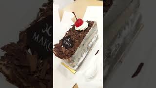 Blackforest Slice Mako | BreadTalk