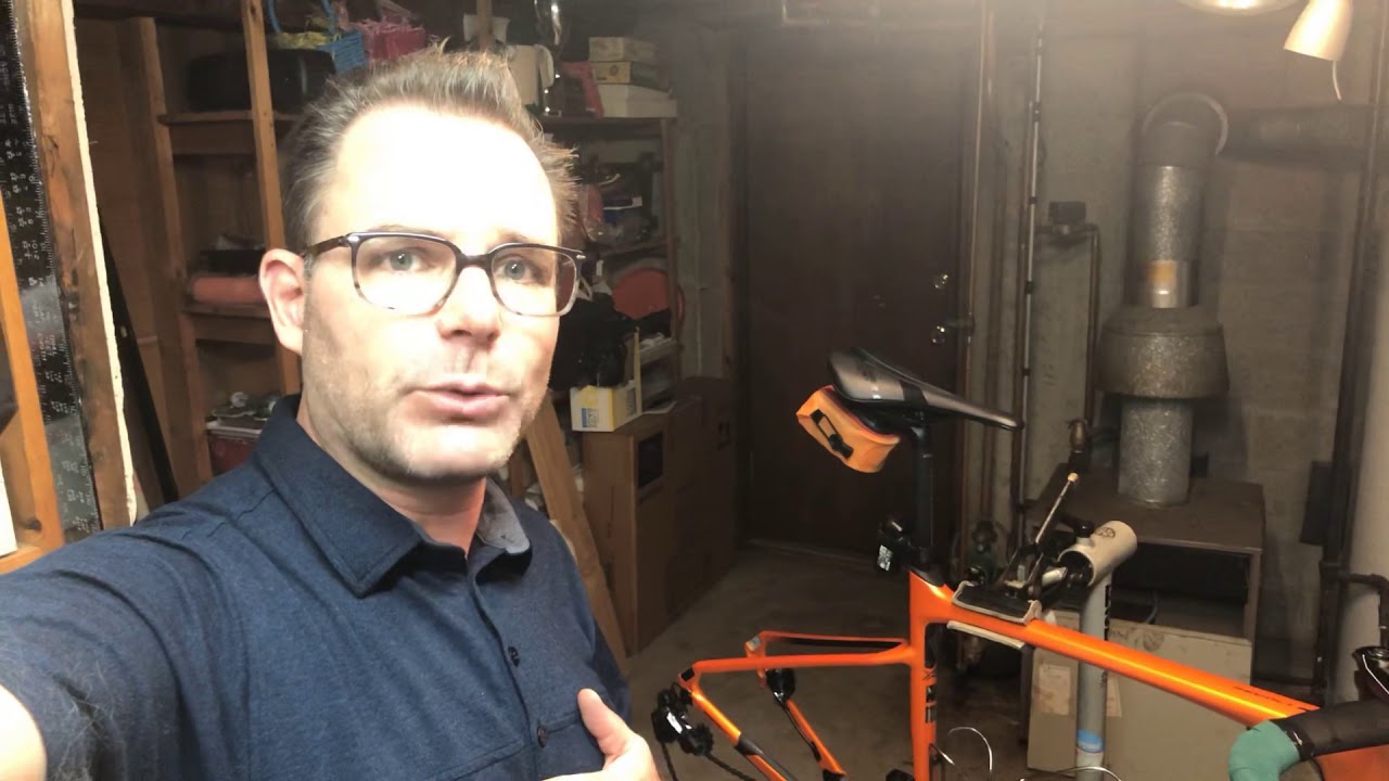 Fender mounts on the 2019 Giant Revolt 