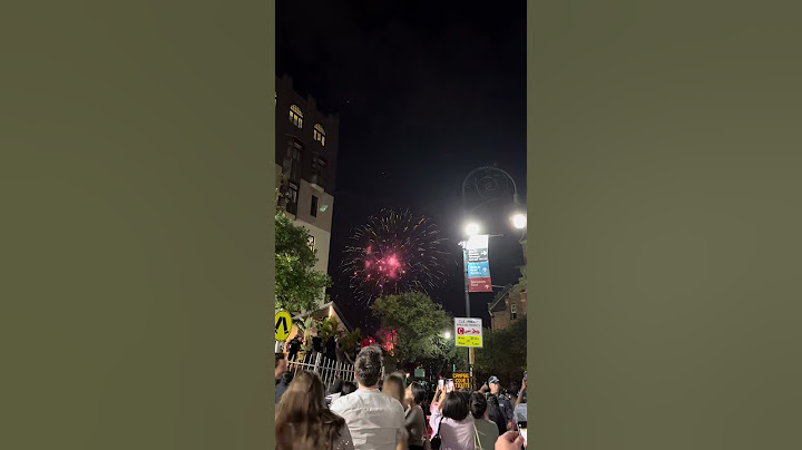 Huge Fireworks in Sydney 🎉🎊. Happy New 2025 Year 👋