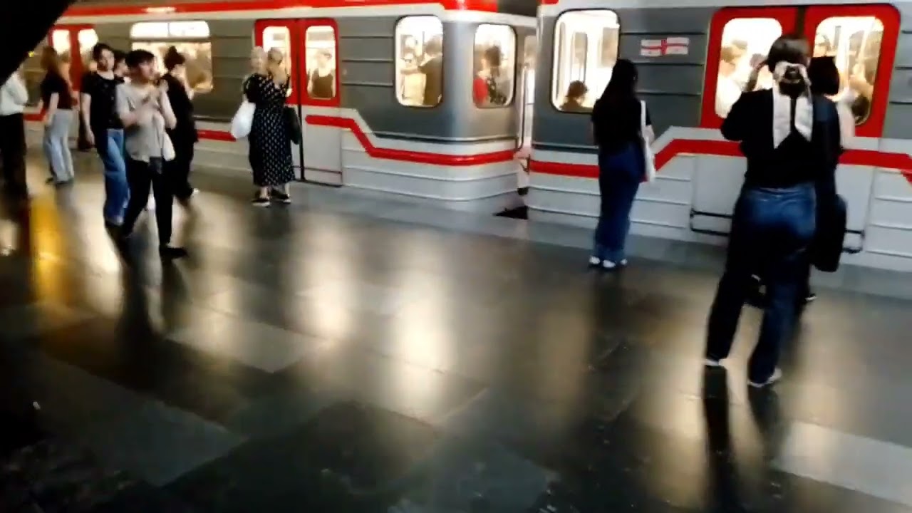 Метро 🚇 в Тбилиси   Грузия