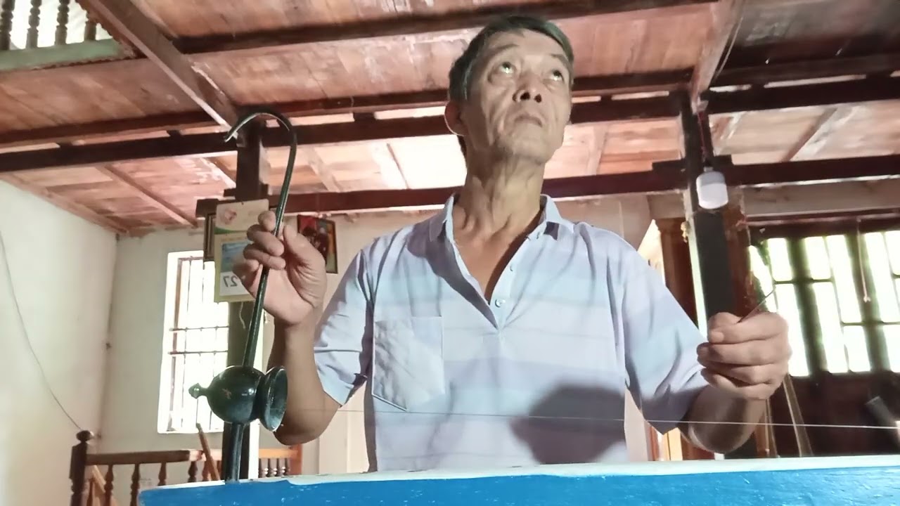 HUẾ XƯA ( đàn bầu)