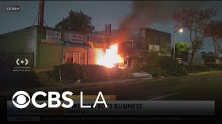 South LA fire destroys clothing store