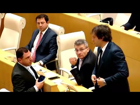 „ქართული ოცნება“ დეოლიგარქიზაციის  შესახებ კანონის მიღებას ჩქარობს