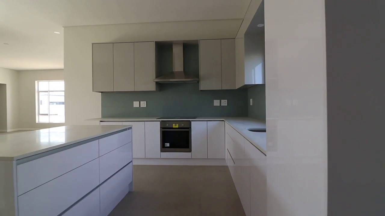 3 Bed House for sale in Western Cape Cape Town Tableview And Blouberg