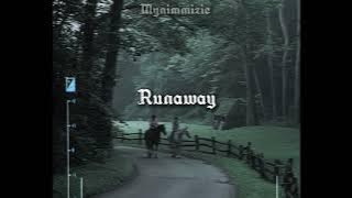 Download lagu Aurora - Runaway (sped up)