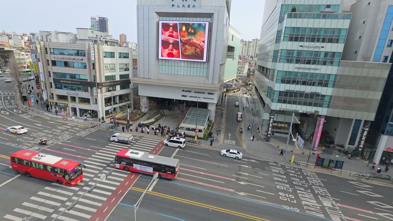 2/23 14:20 Hongdae — Monday Afternoon to Evening ｜ 弘大 — 週一午後至傍晚