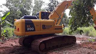 รีวิว รถขุด komatsu pc200-8mo ลงจากเทเลอร์ ไปตีตอไม้ยูคาลิปตัส EP.1726