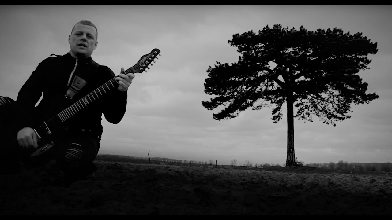 Watch Honza Křížek - Padám vzhůru (Official Video) on YouTube Watch Honza Křížek - Padám vzhůru (Official Video) on YouTube