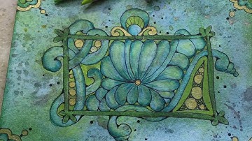 More Fun with Dingbatz Zentangle Technique on a distressed tile 🌿