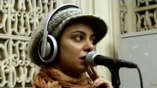 Butterflies in My Stomach - Lucrurile bune vin daca le-astepti (live in studio) chords