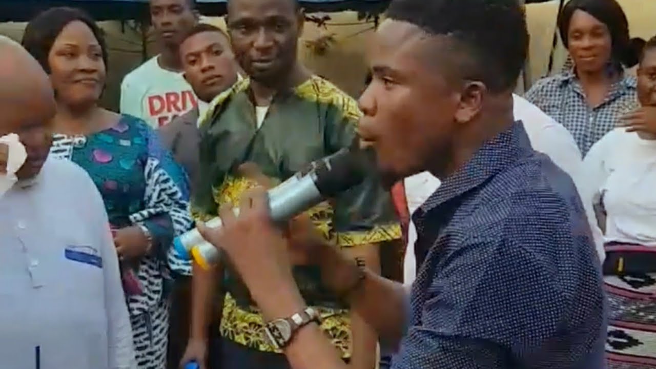 JAURES CHANTE POUR DOH SIMON