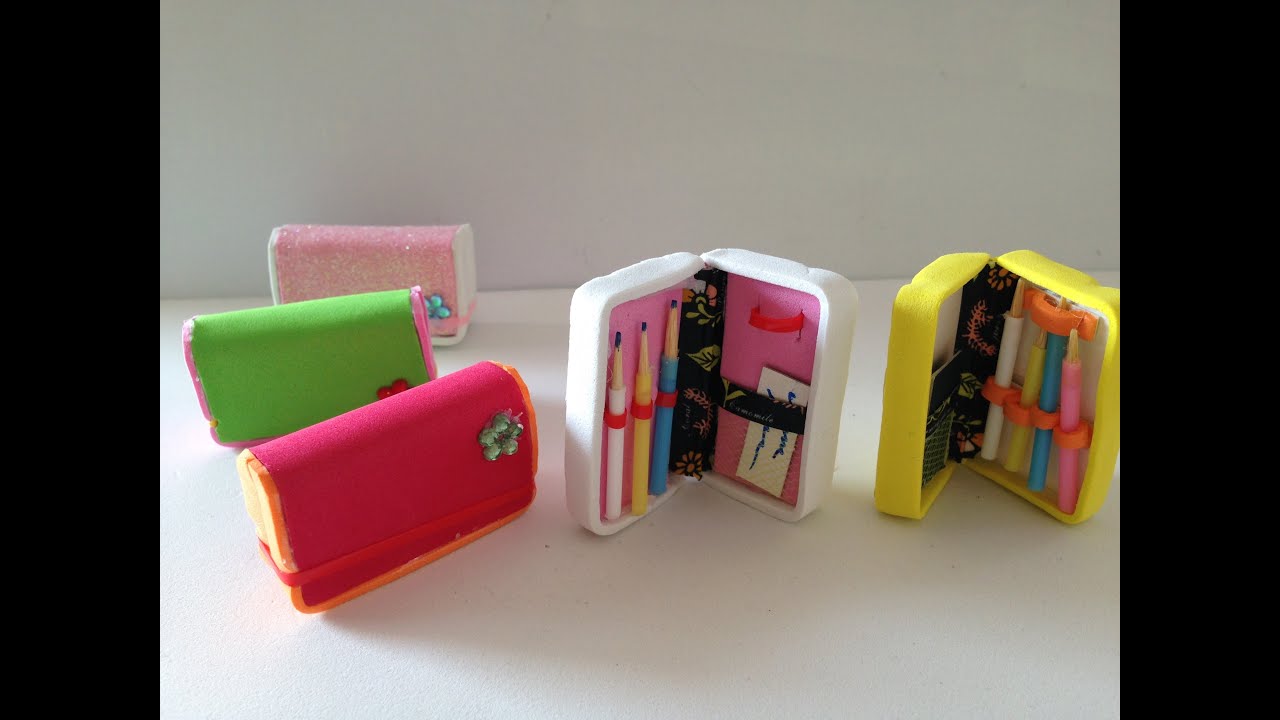 DIY Miniature School Supplies: Pencil case and Pencils 