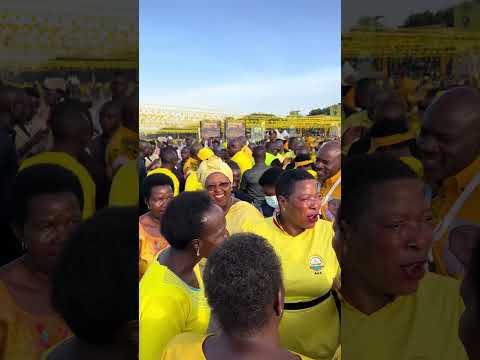 Speaker Anitaamong Yewadeyo Okunonyeza Muzei Akalulu Reals