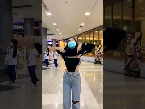 viral cewek buka baju di mall #shorts #viral #instagram