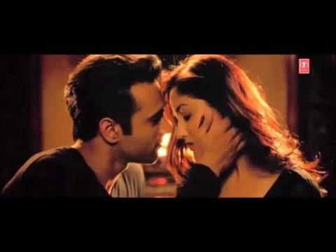 Yami Gautam And Pulkit Samrat Romantic And Kiss Scene From Their Two Movies.