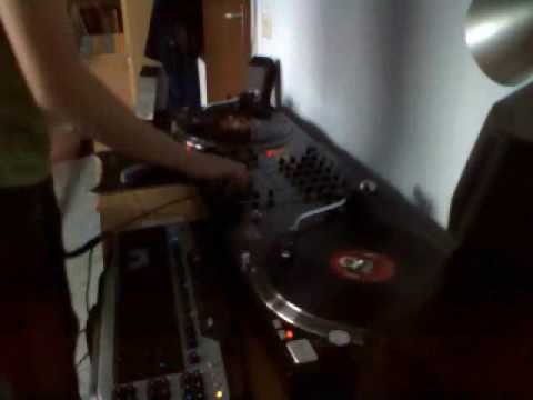 DJ DeXcon Tenminmix House/Electro #2 www.housetime...