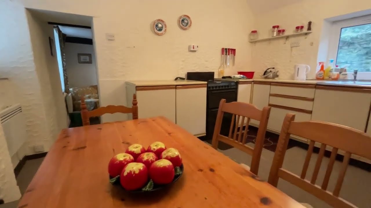 Llangristiolus, Bodorgan, Isle of Anglesey, LL62