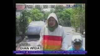 Liputan Sepatu Hujan Cosh di Reportase Utama TransTV